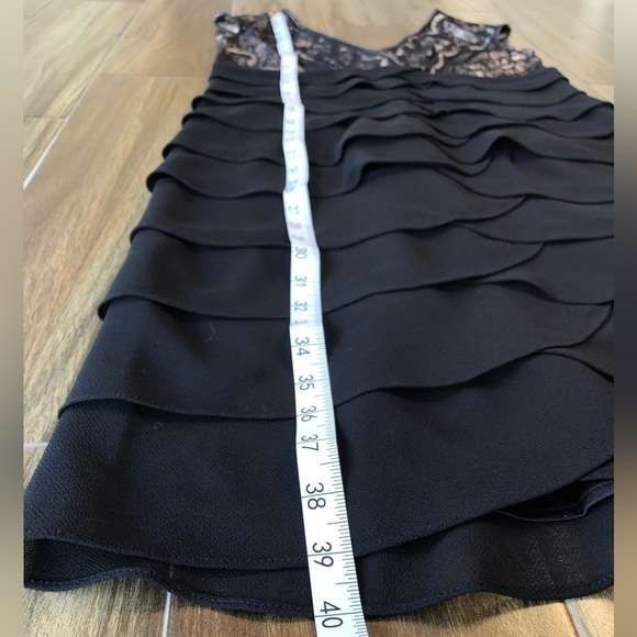 Jessica Howard Evenings Black Lace V-neck Shutter Pleat Cocktail Dress, 10 - Picture 4 of 11